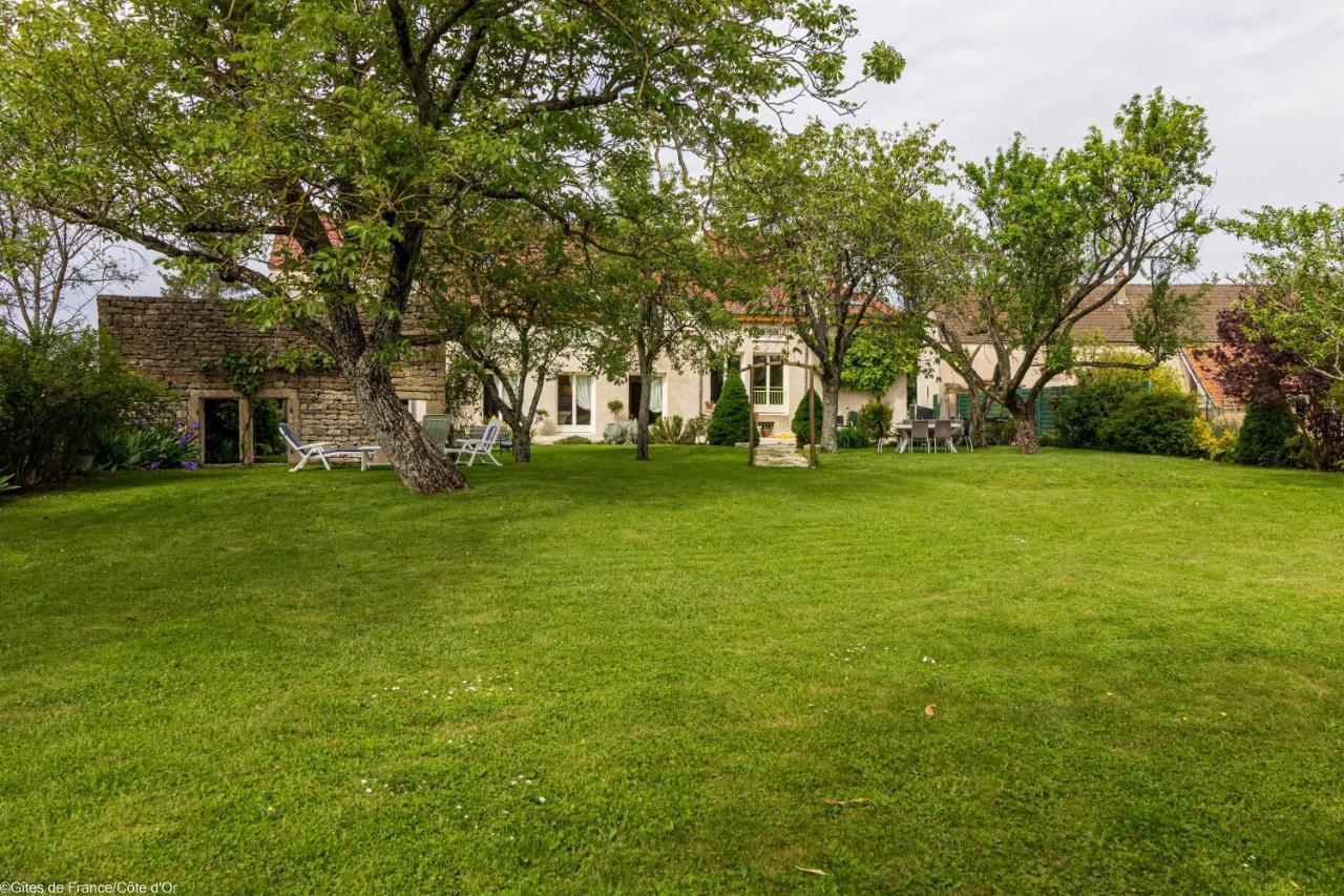 Les Tilleuls Bed and Breakfast Epernay-sous-Gevrey Exterior foto