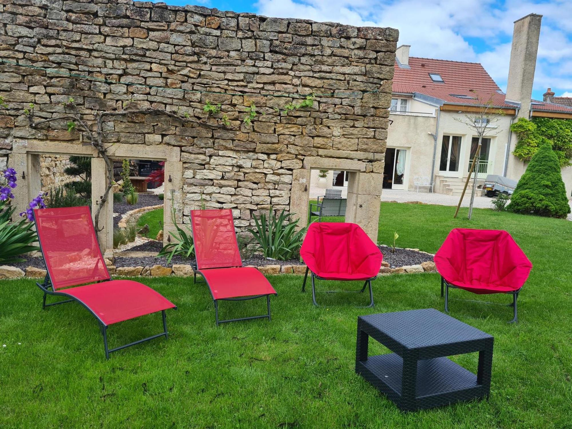 Les Tilleuls Bed and Breakfast Epernay-sous-Gevrey Exterior foto